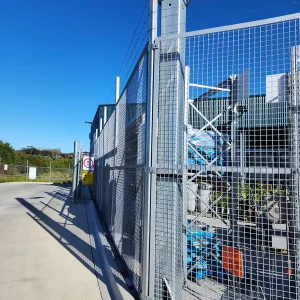 Bunnings custom fence