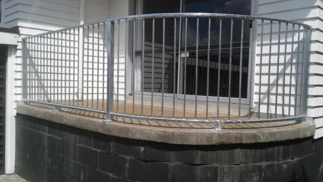 Balustrade Galvanised Balcony Curved Design