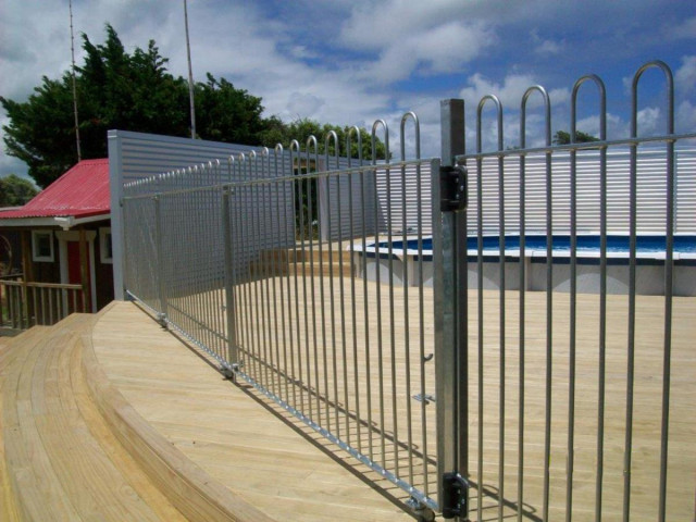 Pool fencing
